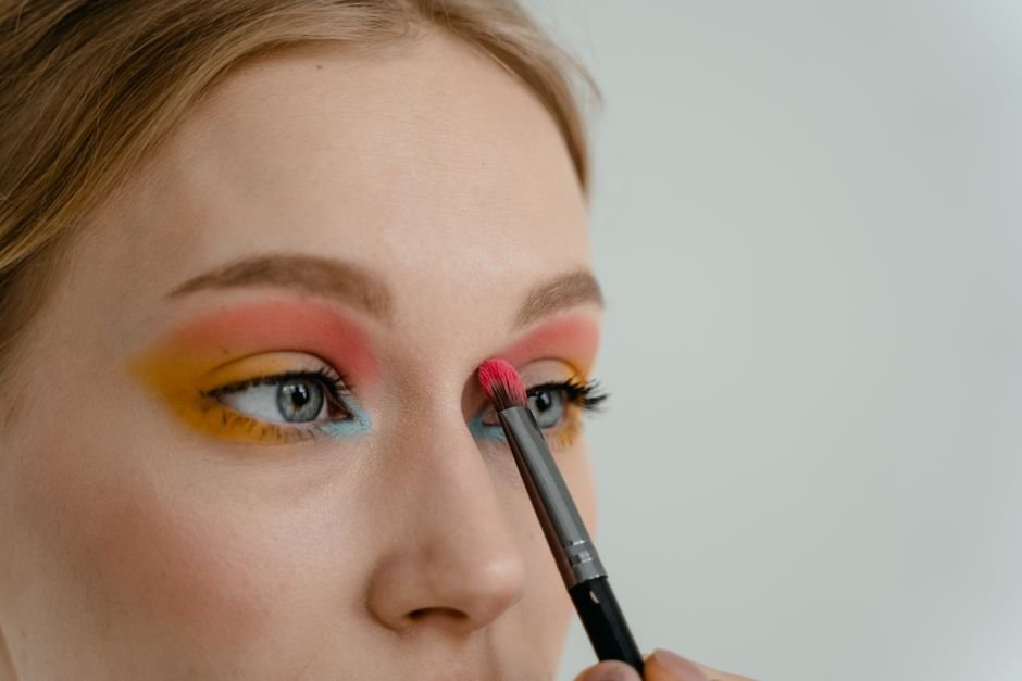 7. Duas cores vizinhas esfumadas