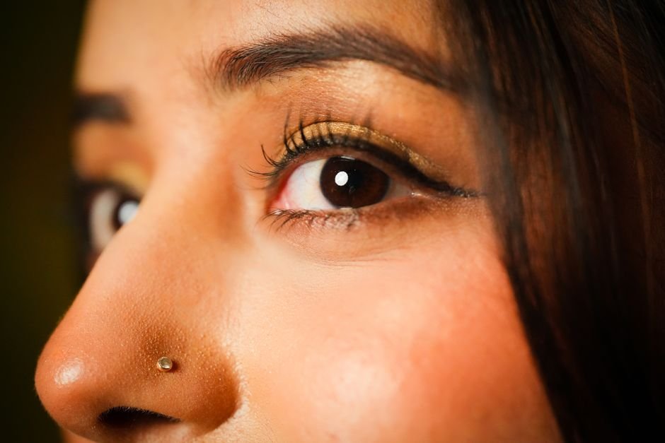 4. Delineado colorido com rose gold