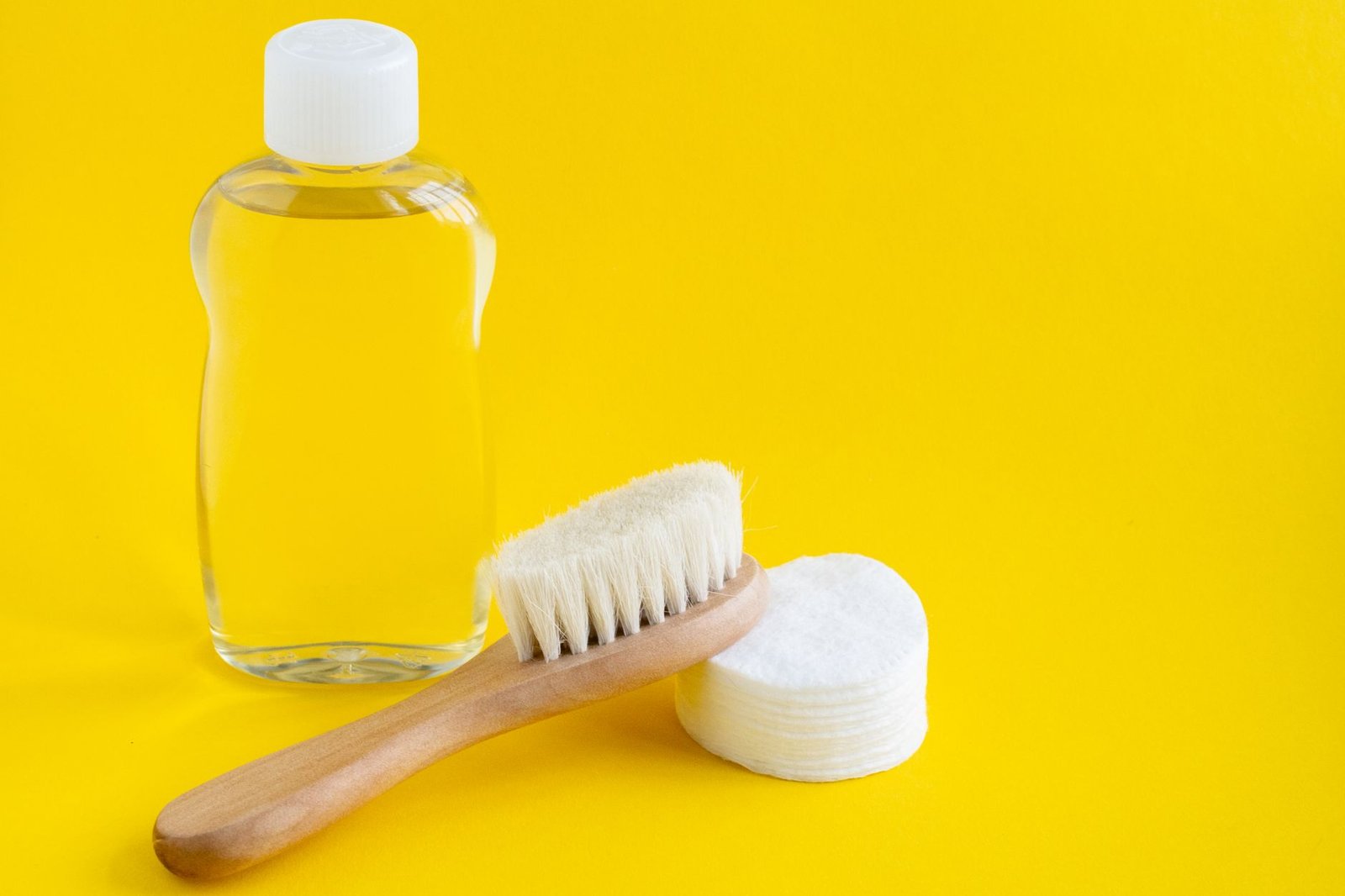 Água micelar sem erro! O tutorial de como usar (e o passo que quase todo mundo pula)