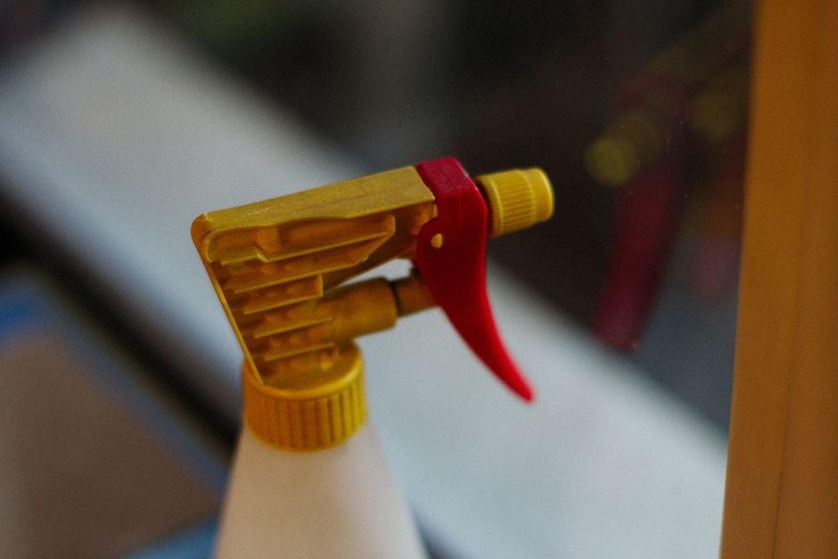 3. Água autobronzeante em spray